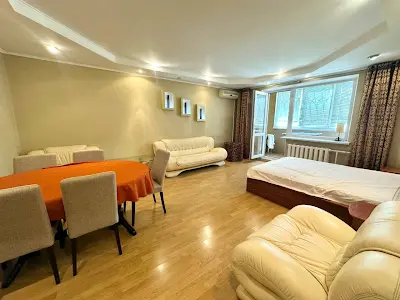 квартира за адресою Академіка Корольова вул., 26