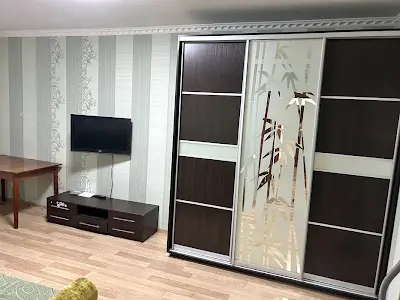 квартира по адресу Киев, Озёрная ул., 6