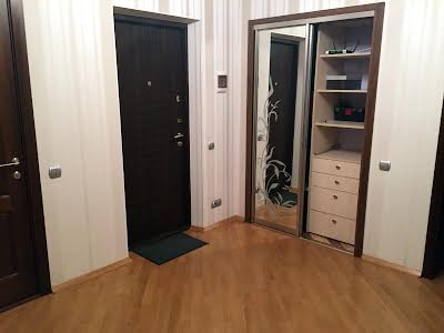 квартира за адресою Феодосійський пров., 14-А