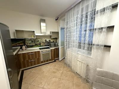 квартира по адресу Олены Пчилки ул., 3-А