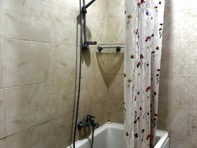 квартира за адресою Київ, Завальна вул., 10В