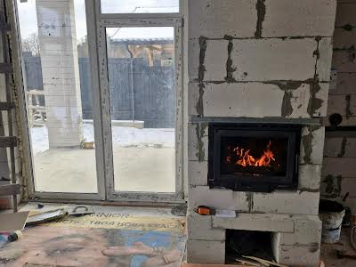 будинок за адресою с. Рожівка, Героїв Небесної Сотні