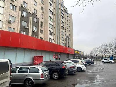 комерційна за адресою Харківське шосе, 58
