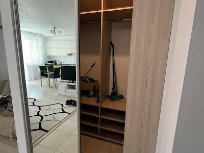 квартира за адресою Патріарха Мстислава Скрипника вул., 40