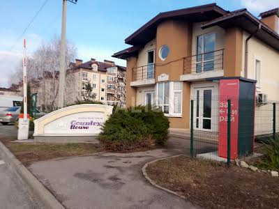 квартира за адресою с. Гора, Центральна вул., 34-Б