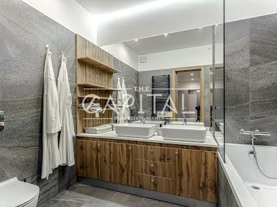 квартира за адресою Антоновича вул. (Горького), 44