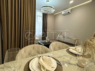 квартира за адресою Київ, Річкова вул., 4