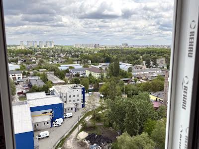 квартира за адресою Озерна вул., 27-А