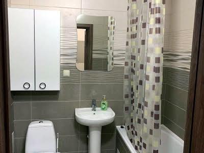 квартира за адресою Сім'ї Кульженків вул. (Петра Дегтяренка), 37