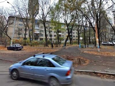 квартира за адресою Романа Ратушного вул. (Волгоградська), 14