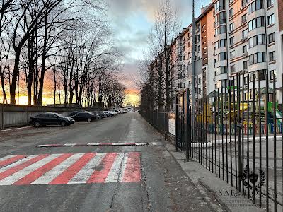 квартира по адресу с. Петропавловская борщаговка, Софиевский пер., 17/25