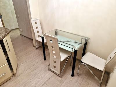 квартира за адресою Ентузіастів вул., 33