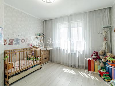 квартира за адресою Миколи Лаврухіна вул., 16