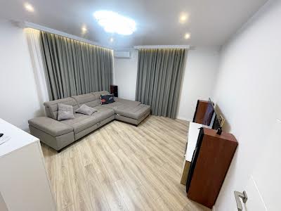 квартира за адресою Миколи Гулака вул., 4