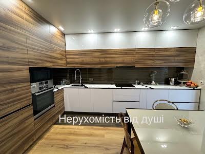 квартира за адресою Автозаводська вул., 99