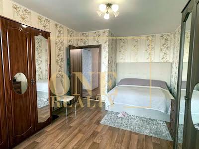 квартира за адресою Білицька вул., 18