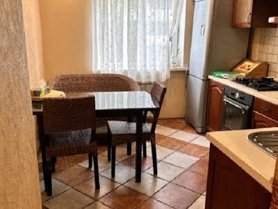 квартира за адресою Оболонський просп., 36