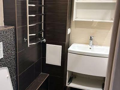 квартира за адресою Київ, Академіка Булаховського вул., 5-Б