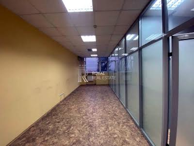 комерційна за адресою Біличанська вул., 44а