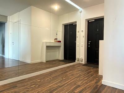 квартира за адресою Вадима Гетьмана, 1Б