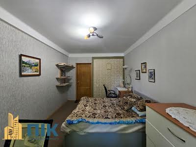 квартира за адресою Романа Ратушного вул. (Волгоградська), 33