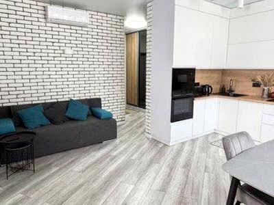 квартира по адресу Драгоманова, 10
