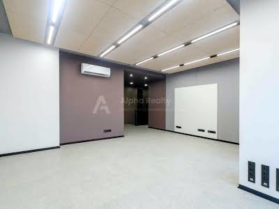 коммерческая по адресу Антоновича ул. (Горького), 109