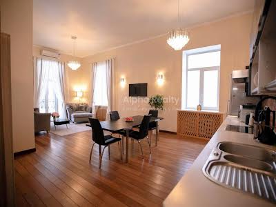 квартира за адресою Лютеранська вул., 6