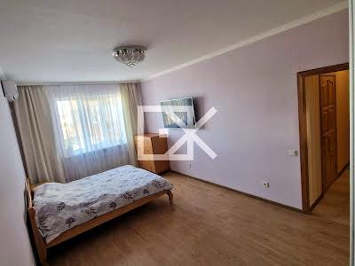 квартира за адресою Юрія Шумського вул., 5