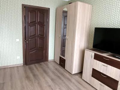квартира по адресу Драгоманова ул., 3