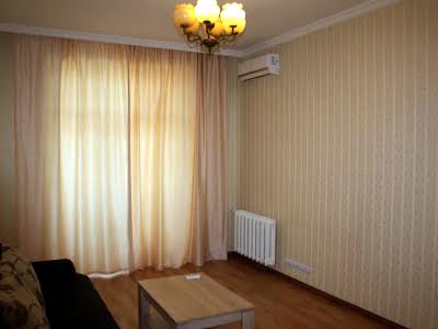 квартира за адресою Марії Приймаченко бульв. (Академіка Ліхачова), 2