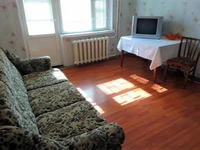 квартира по адресу Героев Крут ул. (Черепіна)