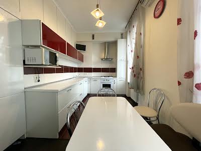 квартира за адресою Антоновича вул. (Горького), 48-Б