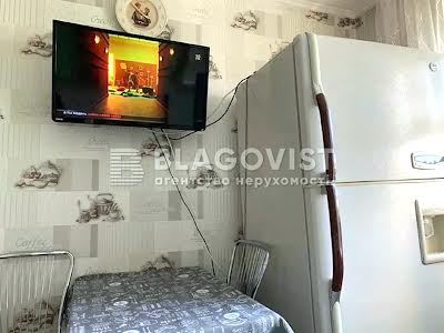 квартира по адресу Голосеевский просп. (40-летия Октября), 108/3
