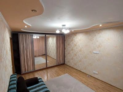 квартира по адресу Оноре де Бальзака ул., 68