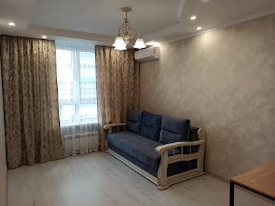 квартира за адресою Драгоманова вул., 10