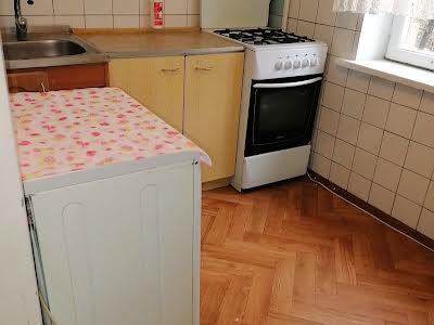 квартира за адресою Івана Микитенка вул., 21