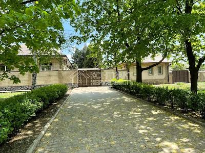 будинок за адресою Льва Ландау просп. (50-річчя СРСР), 132