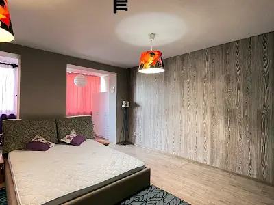квартира за адресою Боголюбова вул., 18