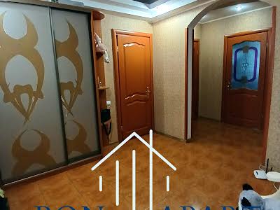квартира за адресою Анни Ахматової вул., 43