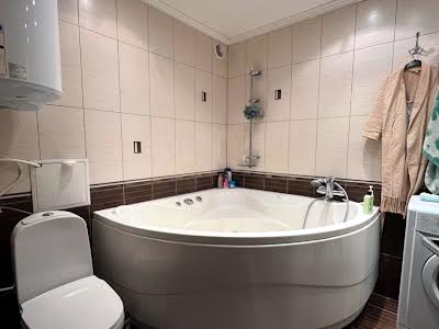 квартира по адресу Набережно-Крещатицкая ул., 35а