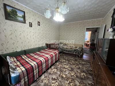 квартира за адресою Перемоги просп., 74г