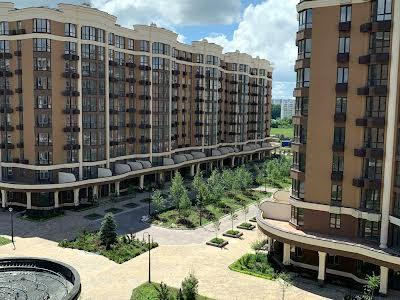 квартира за адресою Радісна, 4
