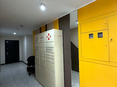 квартира за адресою Сім'ї Кульженків вул. (Петра Дегтяренка), 35