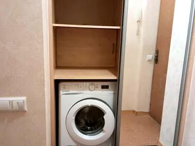 квартира за адресою Академіка Доброхотова вул., 3