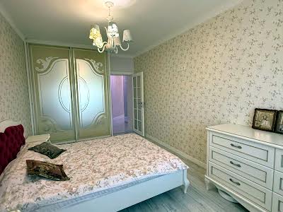 квартира по адресу с. Петропавловская борщаговка, Садовая ул., 1в