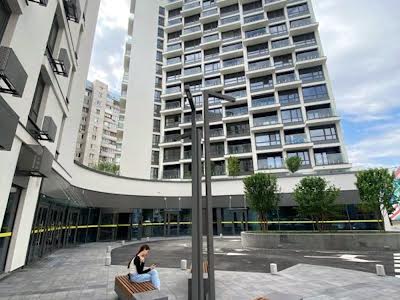 квартира за адресою Київ, Драгоманова вул., 31-А