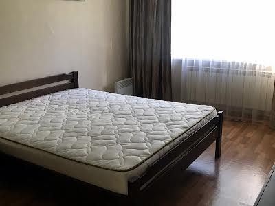 квартира по адресу Любомира Гузара просп. (Космонавта Комарова), 9а