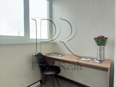 квартира по адресу Ревуцкого ул., 54