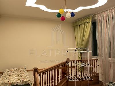 квартира за адресою Старонаводницька вул., 13